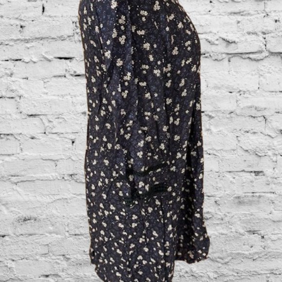 Blue Flowing Flower Print Dress with Long Sleeves - Picture 5 of 14